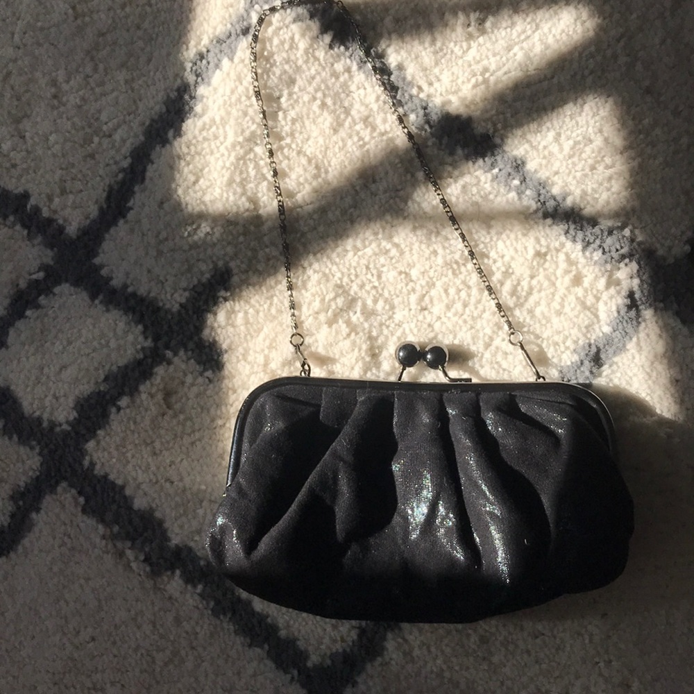 handbag with take off chain with shiny finish